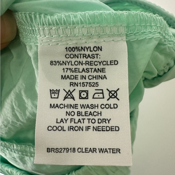 Bandier All Access Sprint Running Shorts With Brief Lining in Clear Water Green - Picture 6 of 7